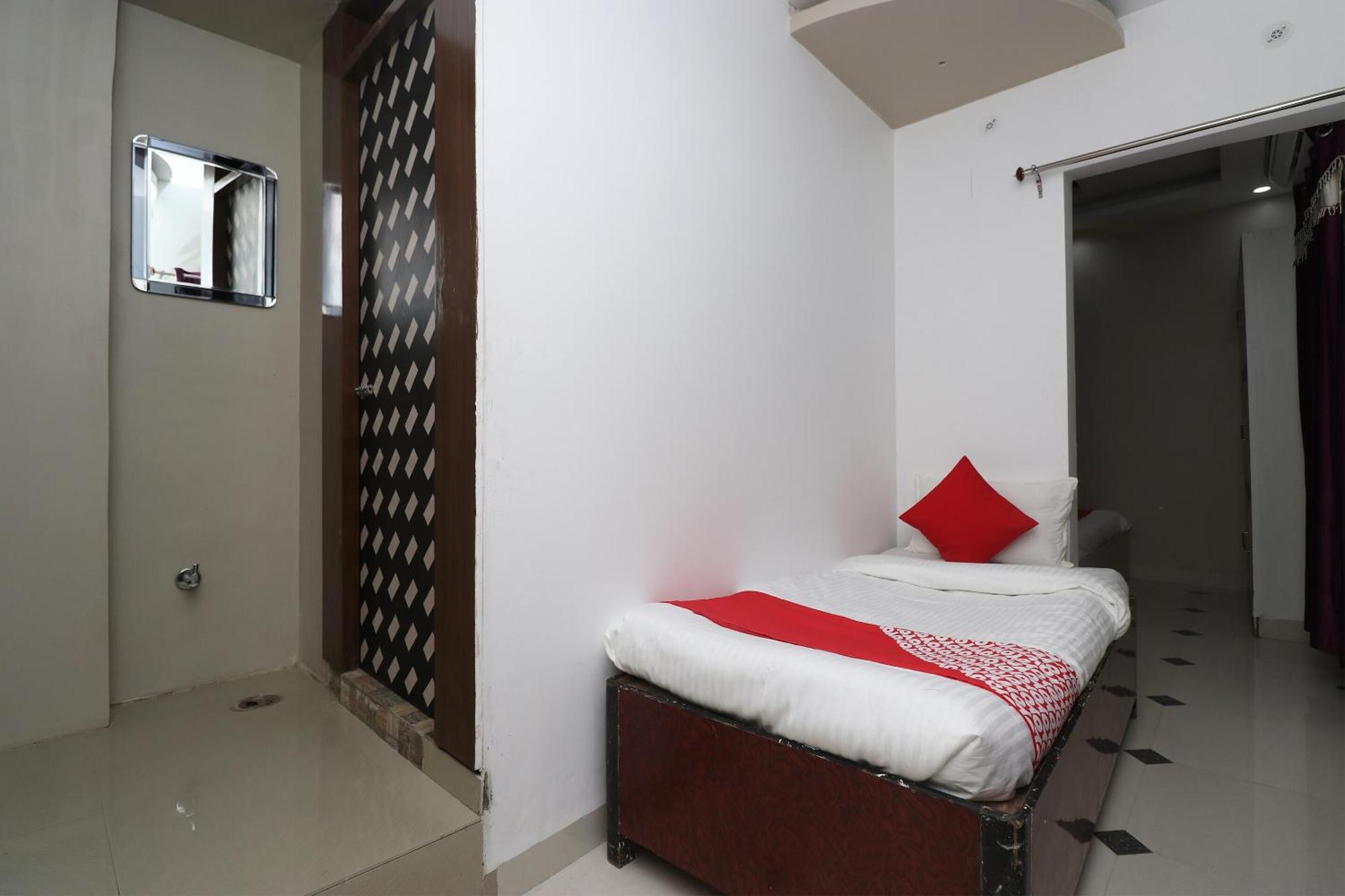 Hotel O Swastik Resort Colonelganj Εξωτερικό φωτογραφία