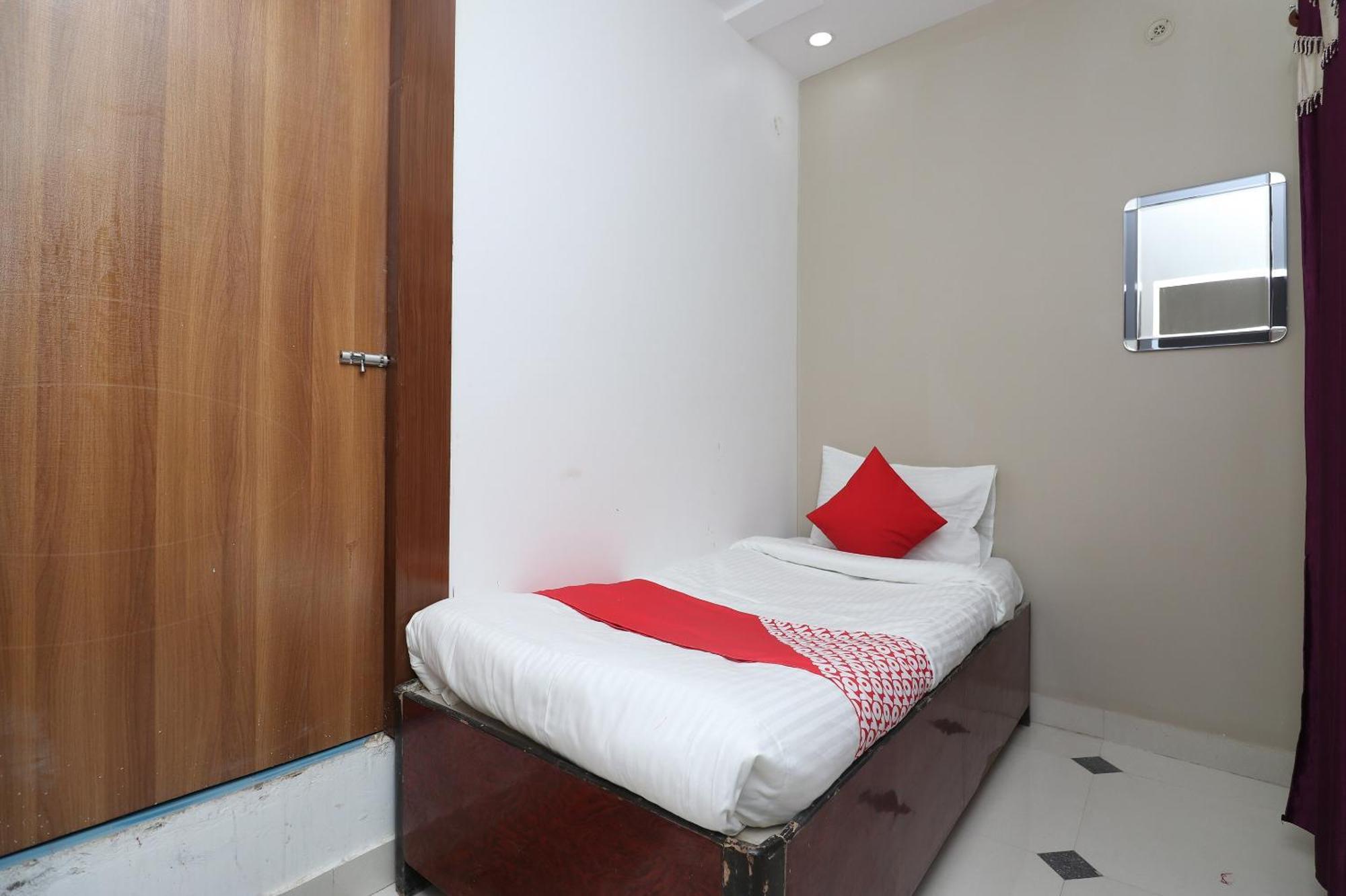 Hotel O Swastik Resort Colonelganj Εξωτερικό φωτογραφία